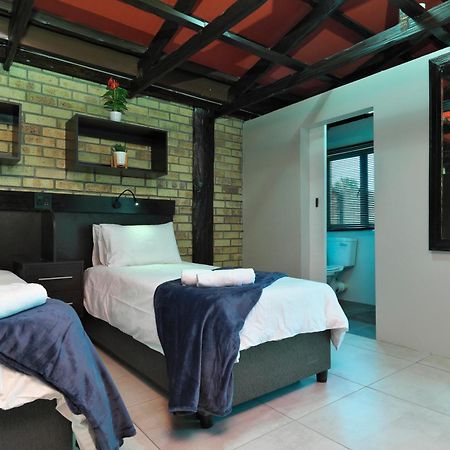 Royal Palms Guest House Port Elizabeth Esterno foto