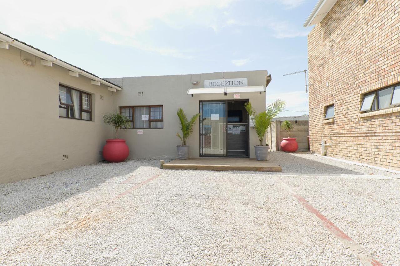 Royal Palms Guest House Port Elizabeth Esterno foto
